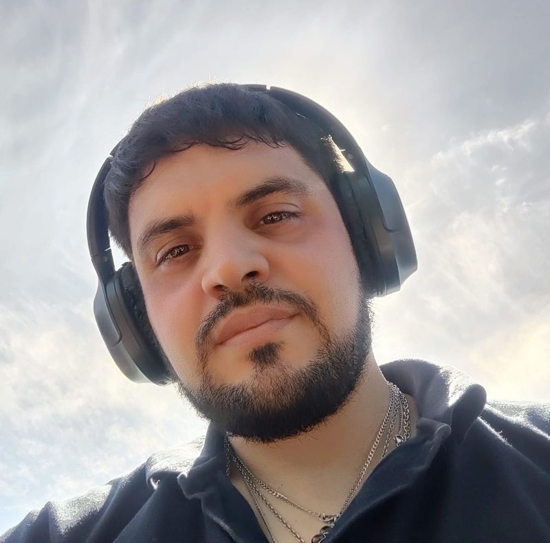 José Luis, Electricista