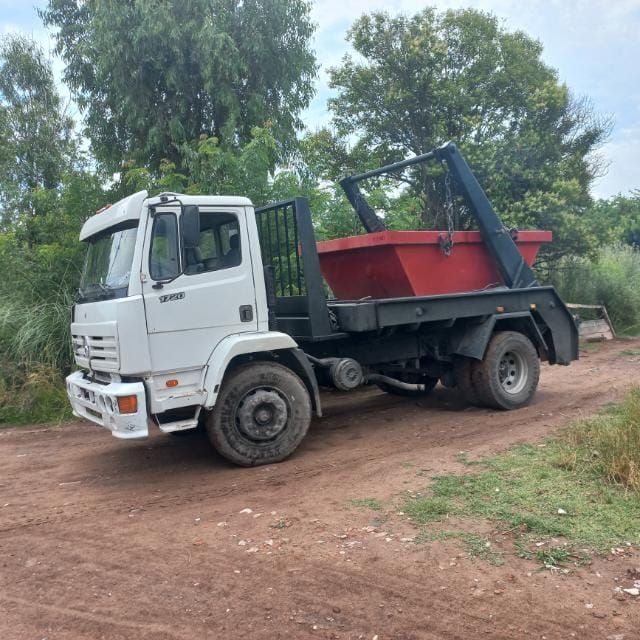 Foto de Ramiro, Volquetes