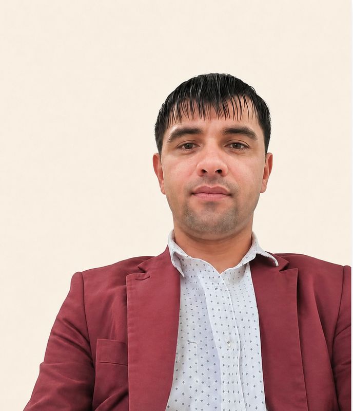 Victor, Cuidador de adultos mayores