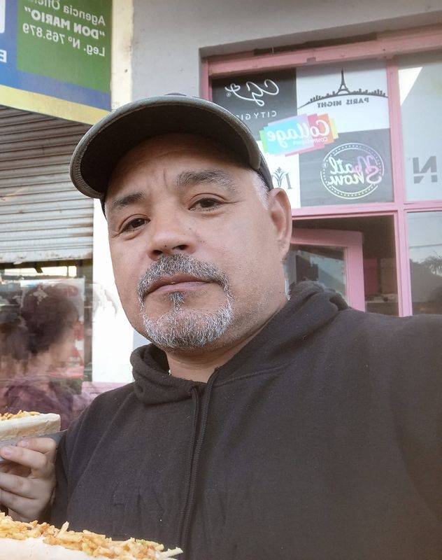 Martin , Albañil